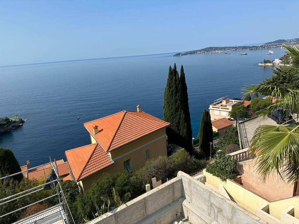 Expert en agencement espaces intérieurs et aménagements extérieurs à Antibes Alpes-Maritimes